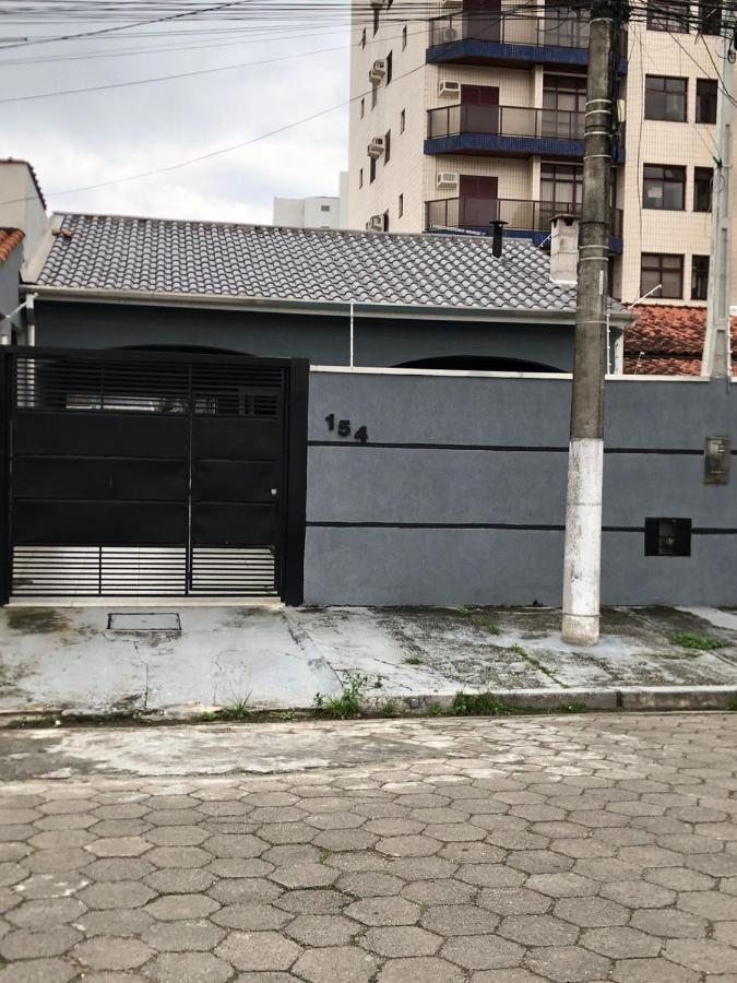 Casa Na Martim De Sa - 50M Da Praia Com Piscina Caraguatatuba Bagian luar foto